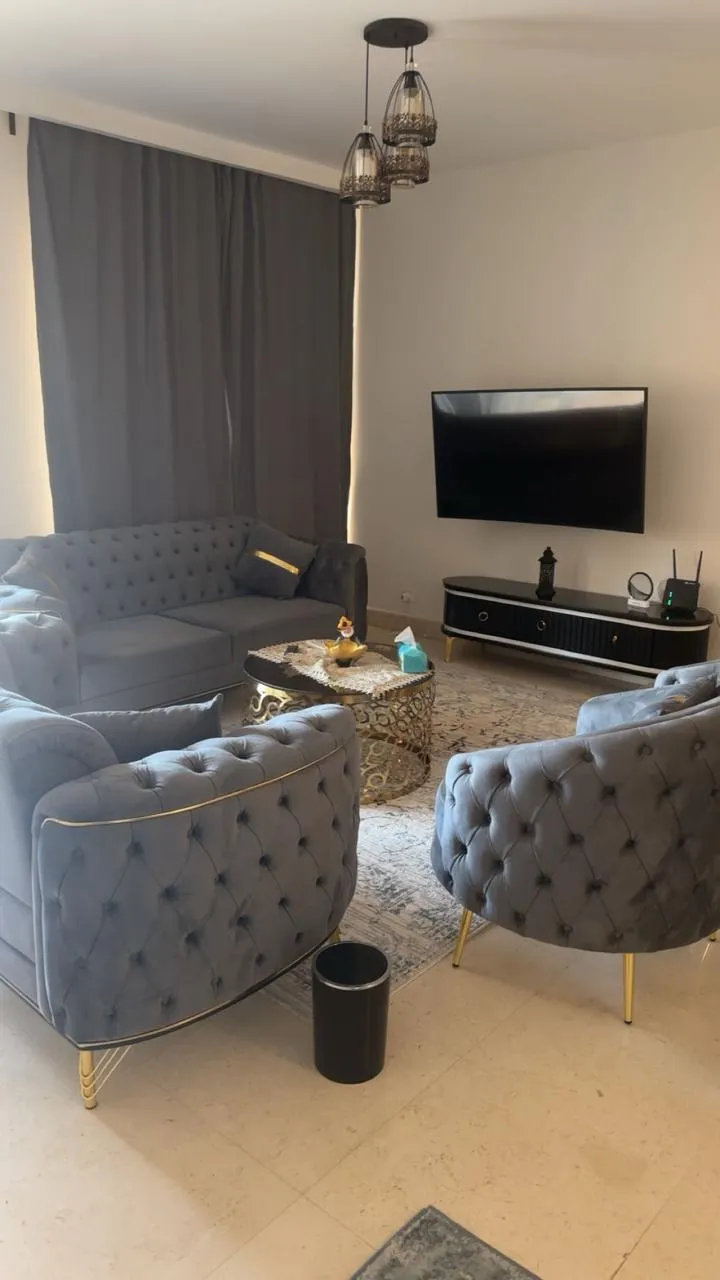 شقة للإيجار في 90 افينيو - 165 م² - BE-N2201