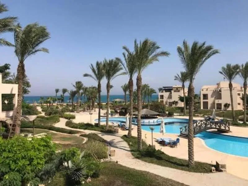 شاليه للبيع في عين باي - 180 م² - BE-R0736