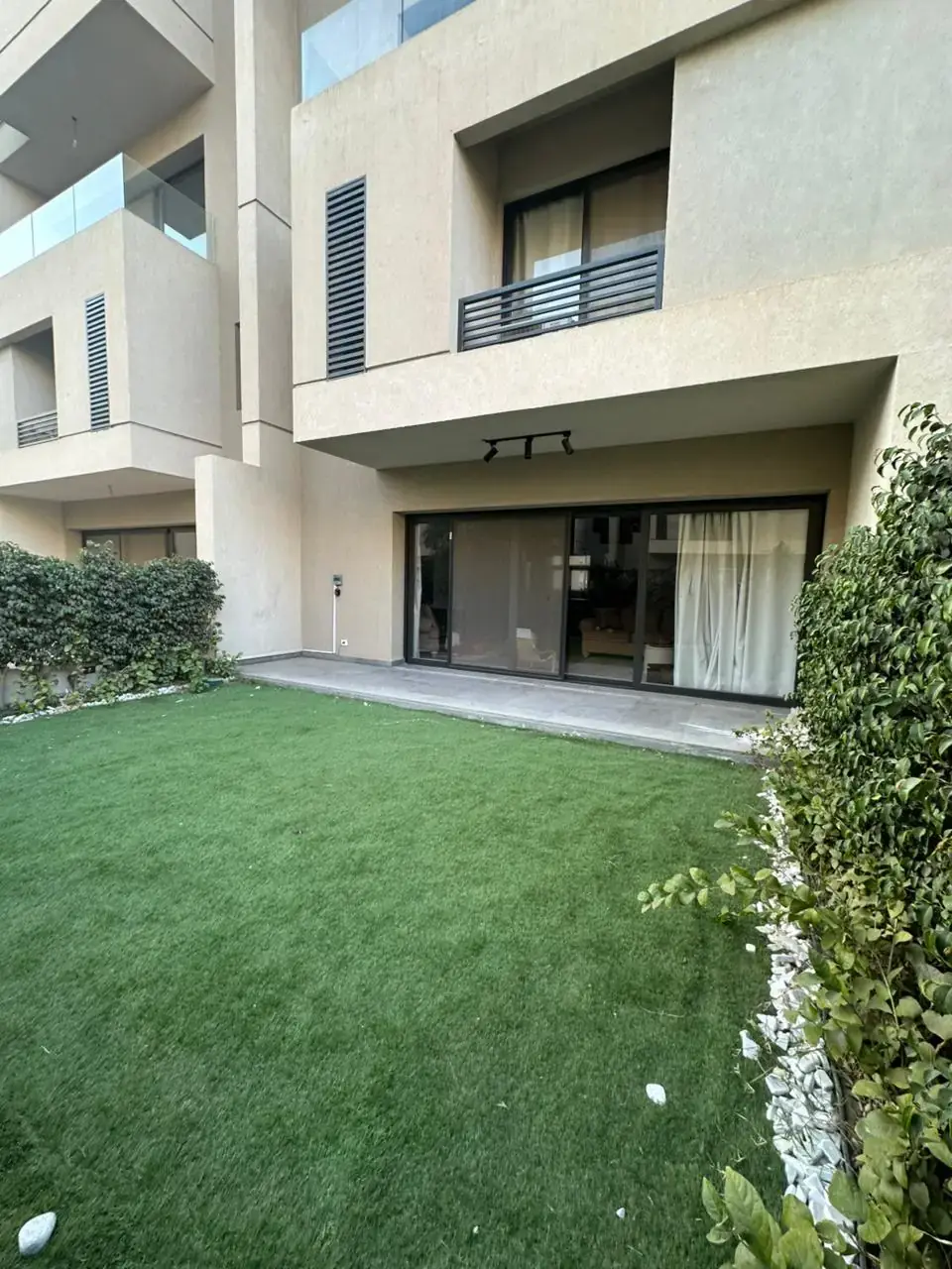 فيلا للبيع في البروج - 180 م² - BE-R6535