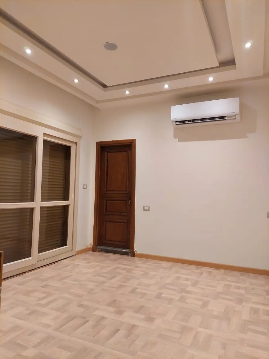 توين هاوس للإيجار في الباتيو أورو - 295 م² - BE-N0934