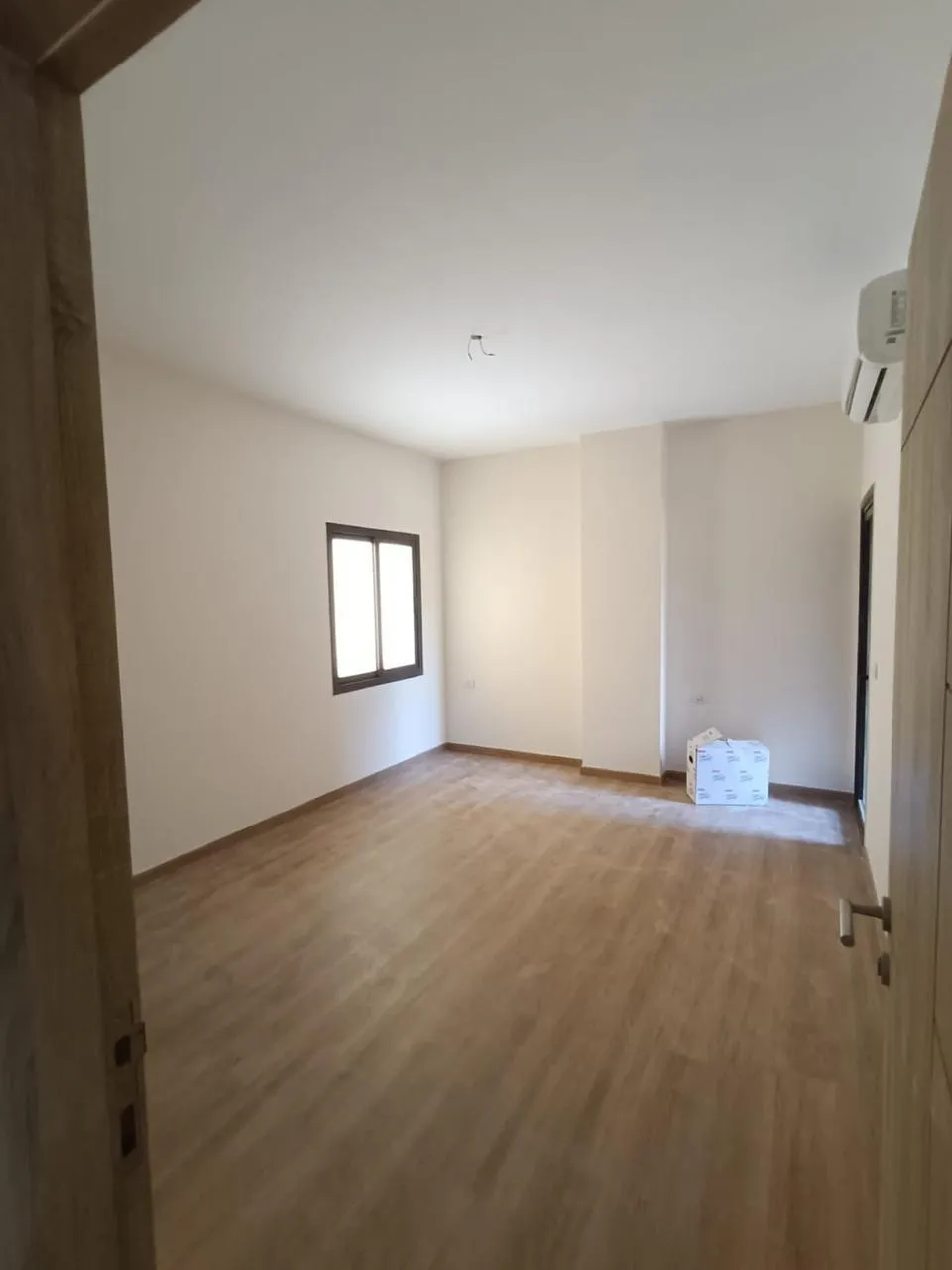 شقة للإيجار في فيفث سكوير - 148 م² - BE-N0953