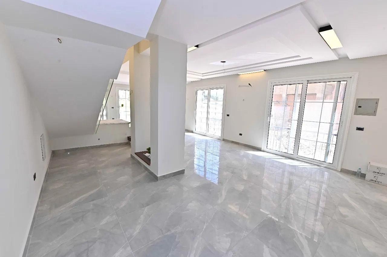 توين هاوس للإيجار في ليان - 450 م² - BE-N1189