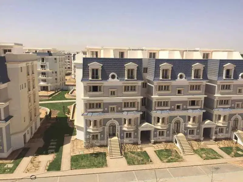 شقة للإيجار في ماونتن فيو هايد بارك - 215 م² - BE-N1104