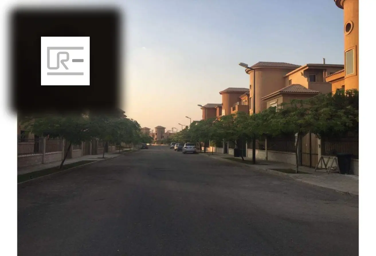 فيلا للبيع في اكتوبر هيلز 2 - 430 م² - BE-R4007